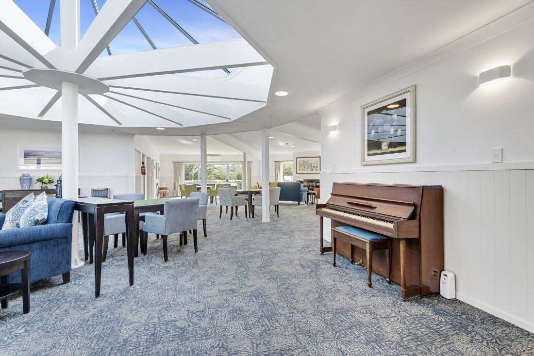 property carousel image 16