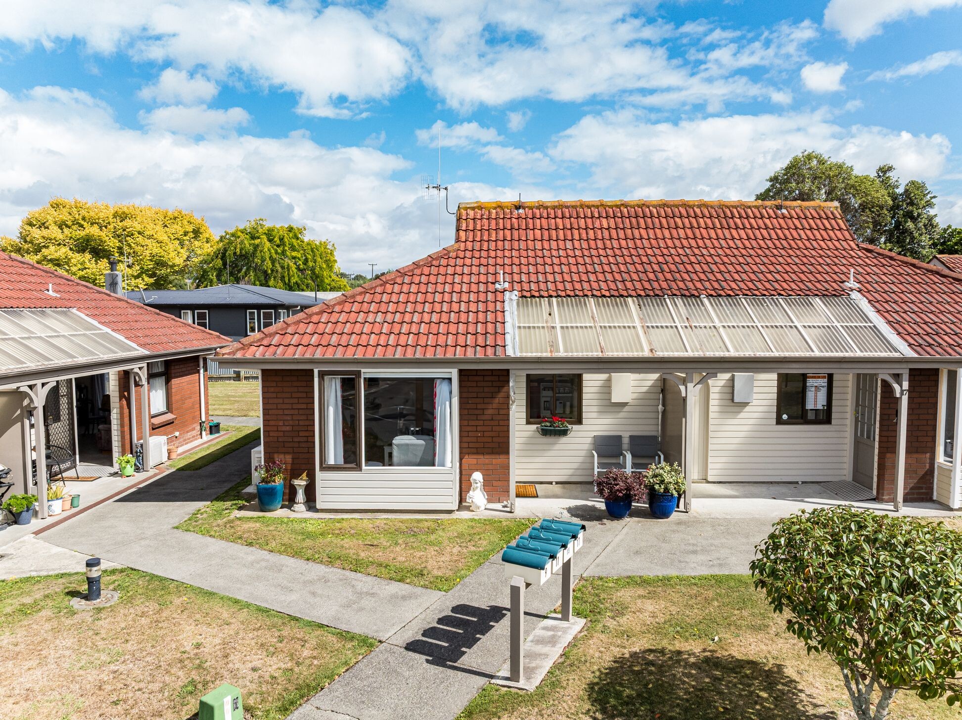 property carousel image 3