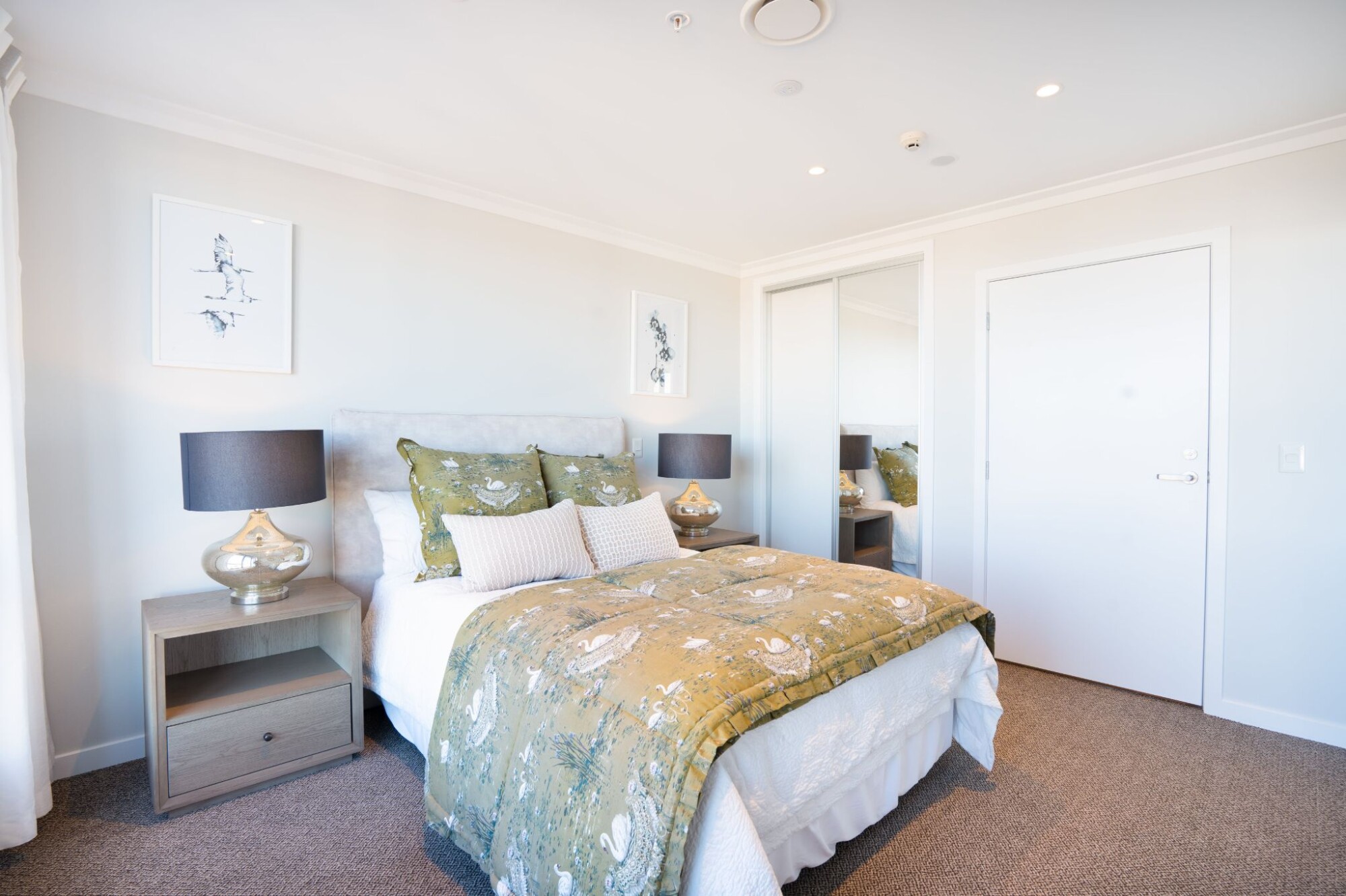 property carousel image 3