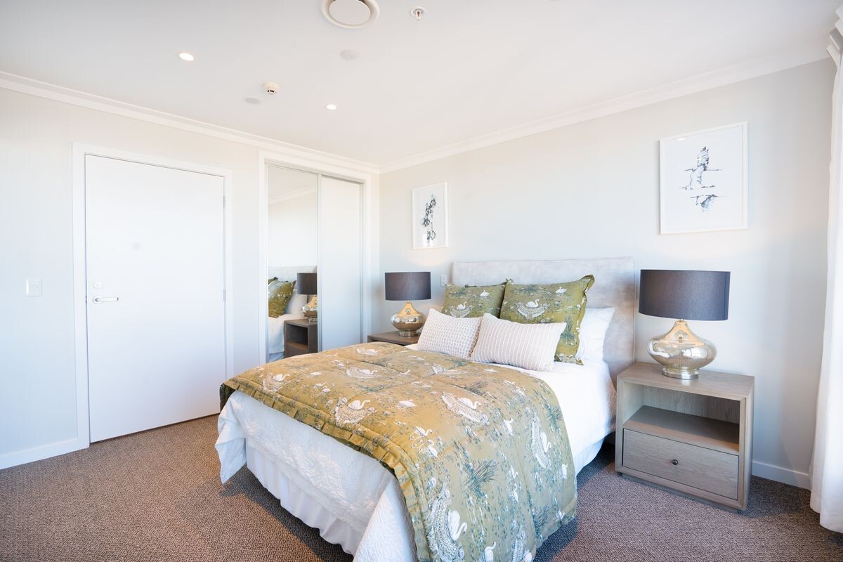 property carousel image 3