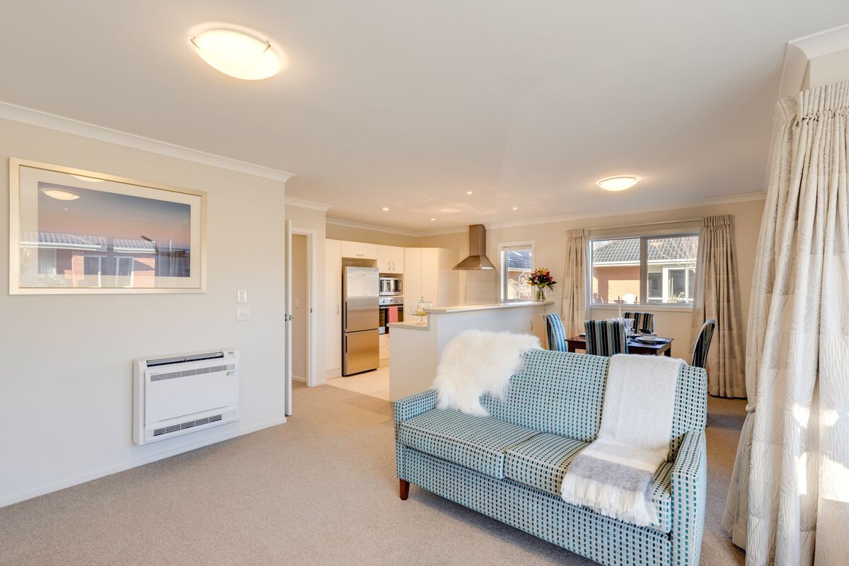 property carousel image 1