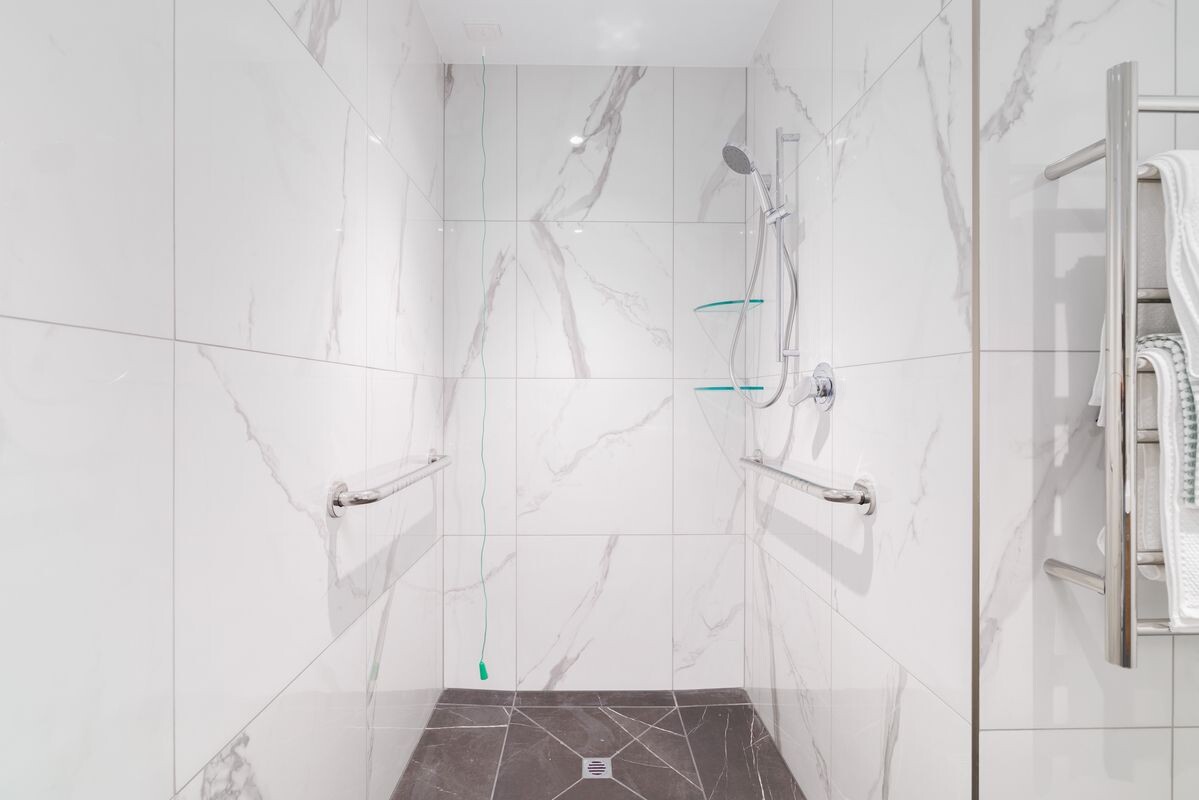 property carousel image 5