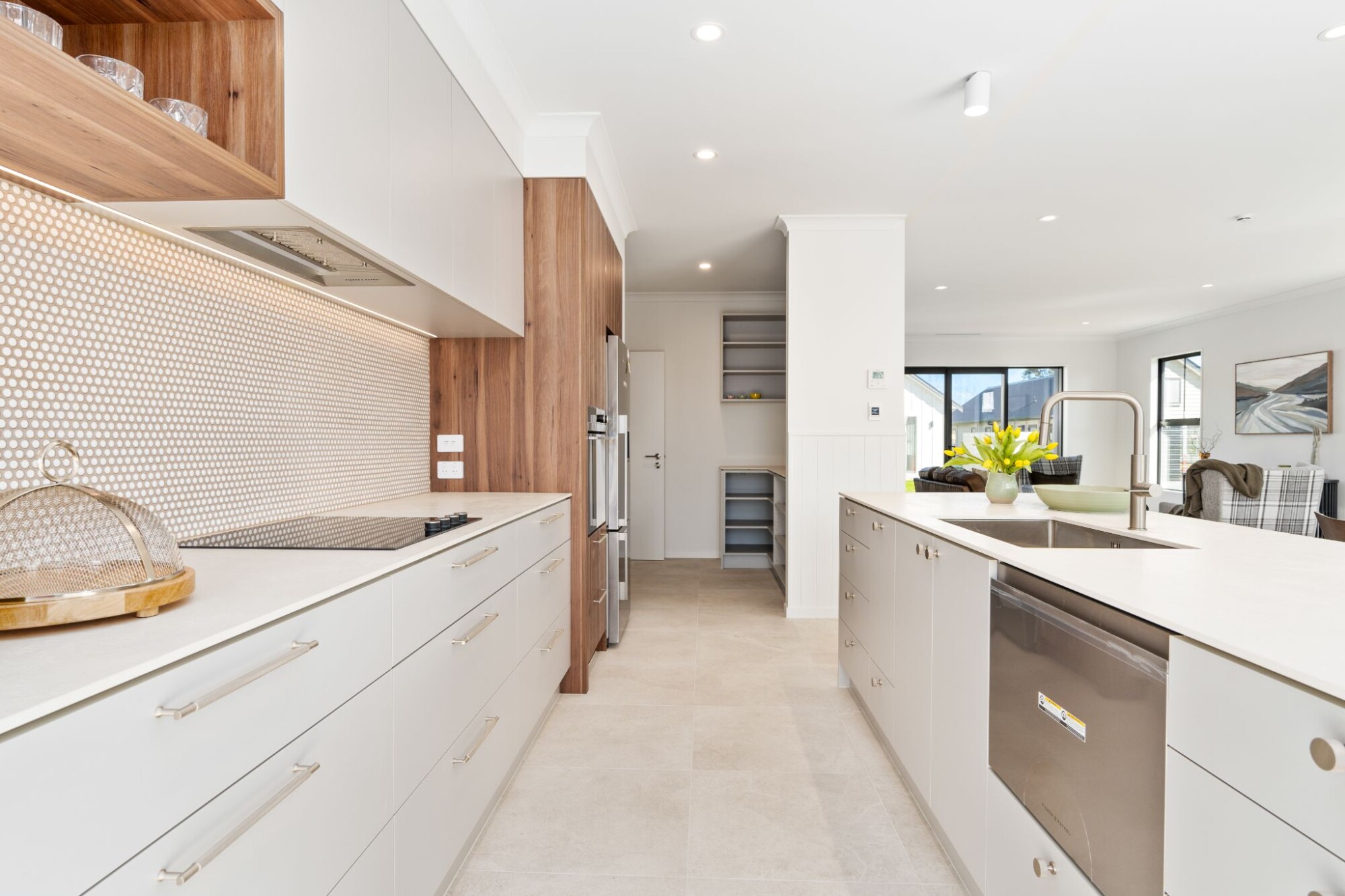 property carousel image 3