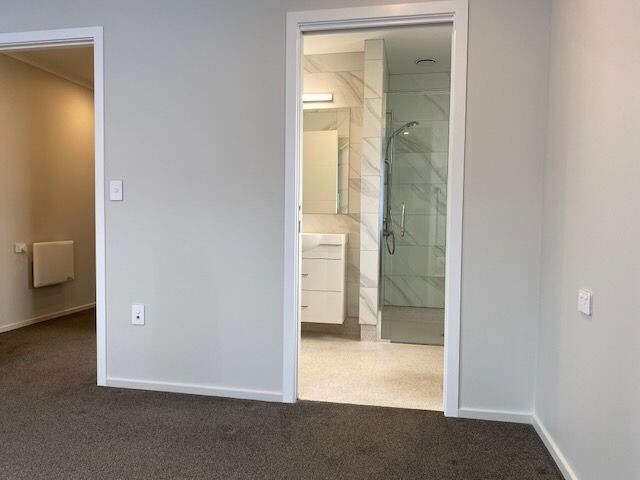 property carousel image 5