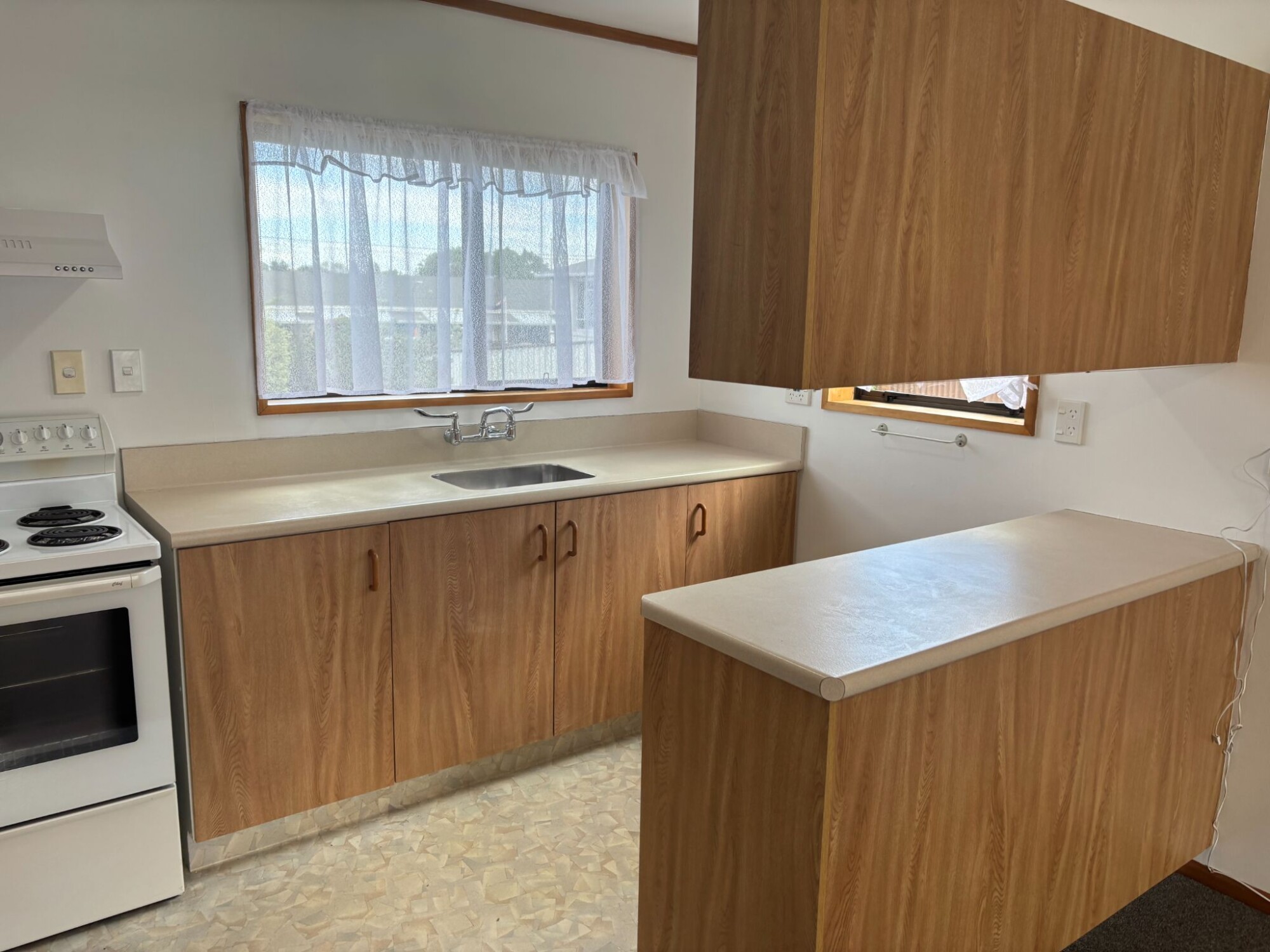 property carousel image 9