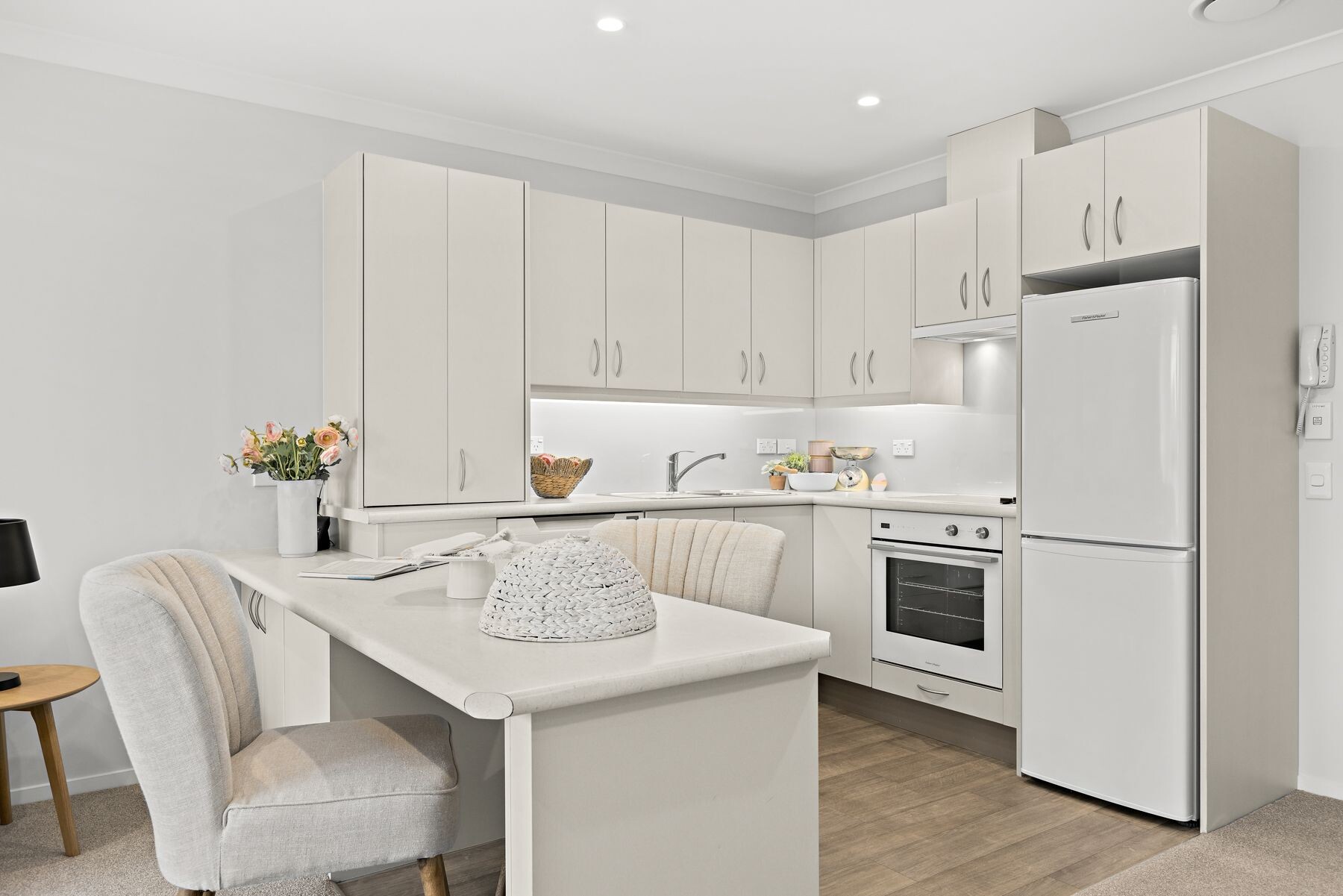 property carousel image 4