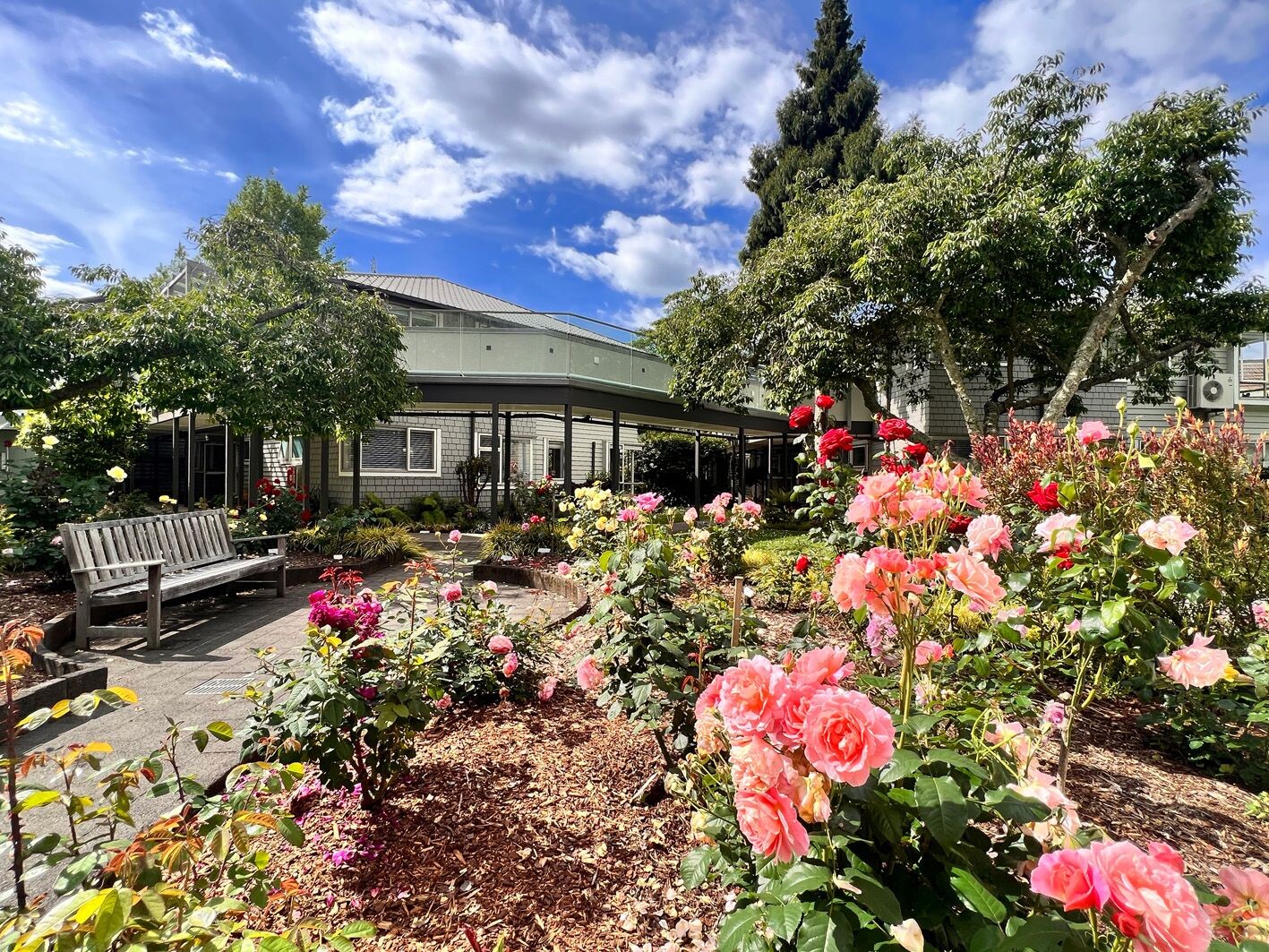 property carousel image 2