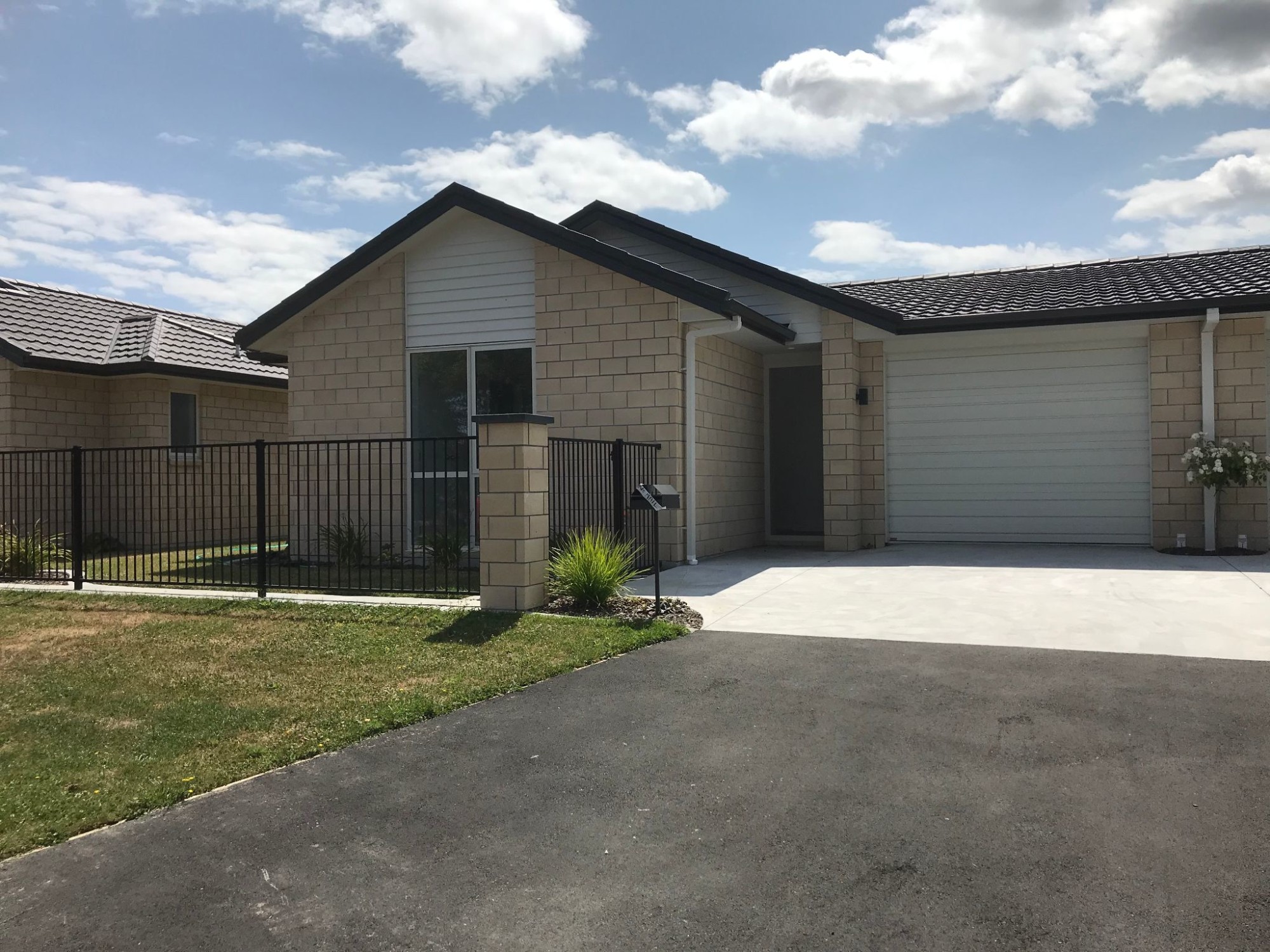 Roseland Park Hamilton Retirement Villages to Purchase