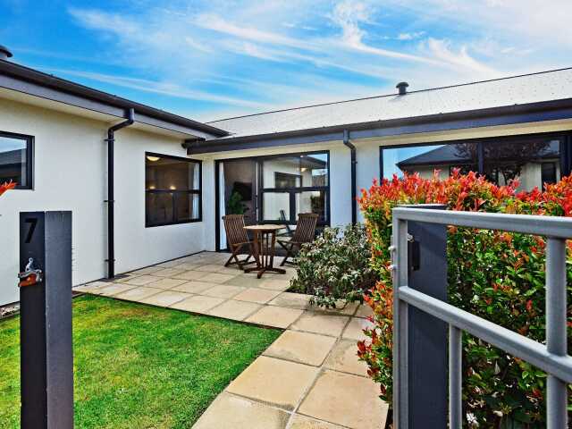 Primary photo of Radius Clare House Retirement Village