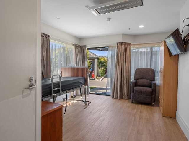 Primary photo of Kensington Court