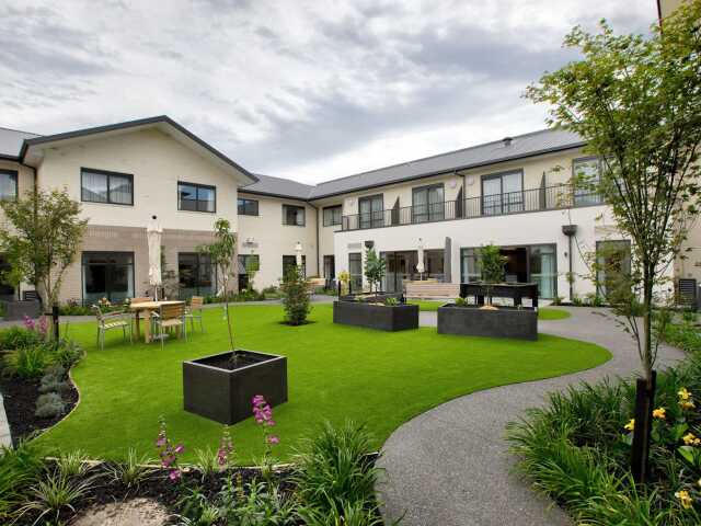Primary photo of Summerset on Cavendish