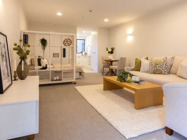 Primary photo of Crestwood Village - Metlifecare