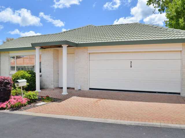 Primary photo of Acacia Cove Village