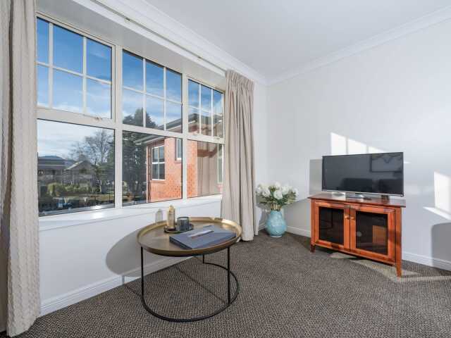 Primary photo of Yvette Williams