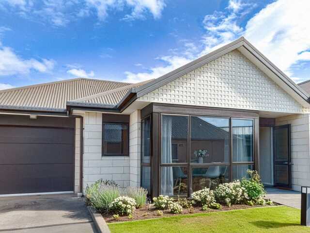 Primary photo of Elmswood Retirement Village