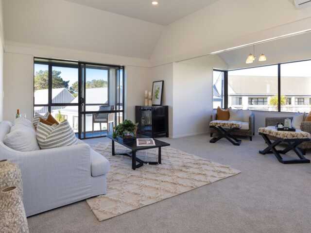 Primary photo of Crestwood Village - Metlifecare