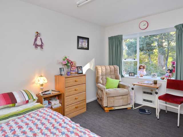Primary photo of Radius St Allisa