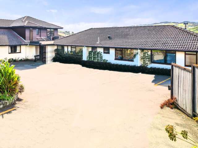 Primary photo of Churtonleigh