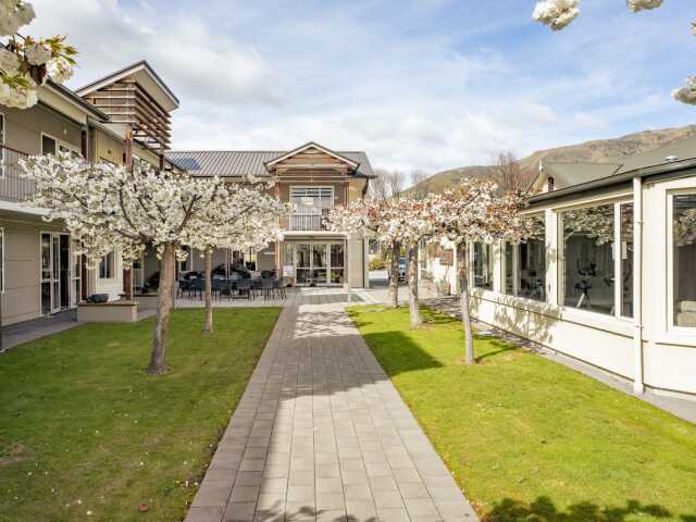Primary photo of Elmslie House