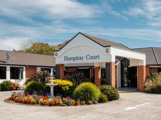 Primary photo of Radius Hampton Court