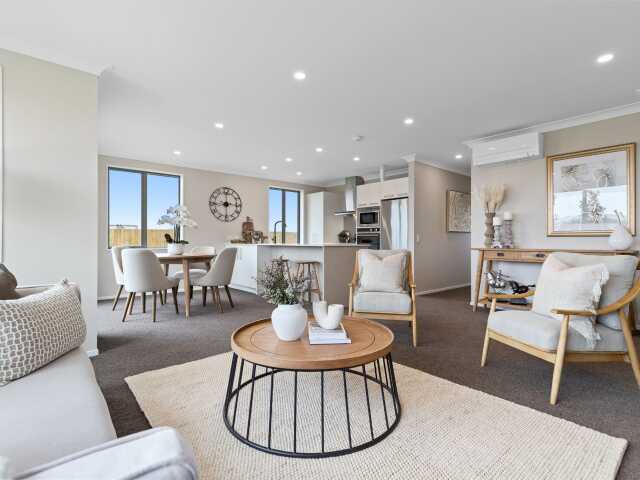 Primary photo of Primary photo of Summerset Cambridge