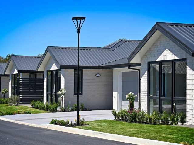 Primary photo of Primary photo of Summerset Blenheim