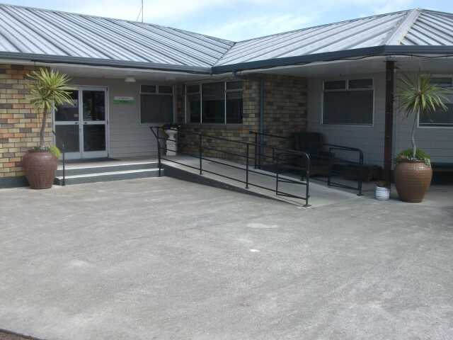 Primary photo of Lonsdale Total Care Centre