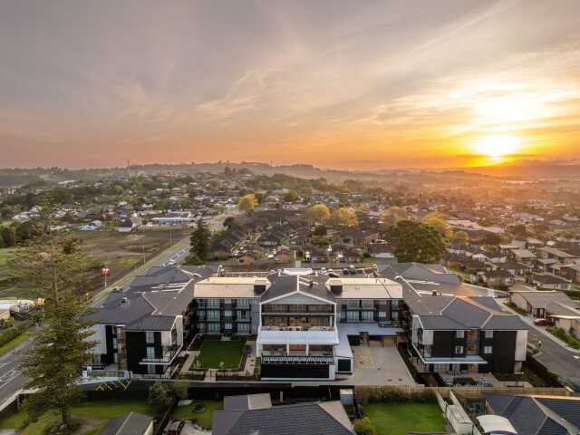 Primary photo of Elmwood