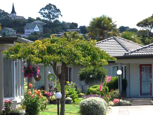 Primary photo of Primary photo of Archer Thorrington Village