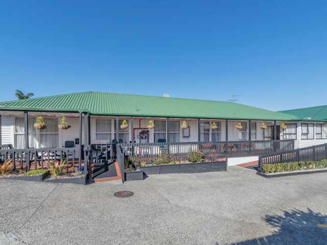 Primary photo of Alden Manurewa